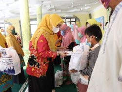 BKMT Pesibar Santuni 100 Anak Yatim