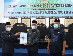Mewakili Bupati Pesibar Zulqoini Syarif Sampaikan Nota Penjelasan Ranperda