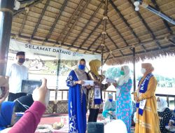 Nanda Indira Hadiri Halalbihal Srikandi Dermawan Pesawaran
