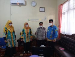 Wabup Pesibar Ikuti Peringatan Hari Anak Nasional Melalui Zoom Meeting