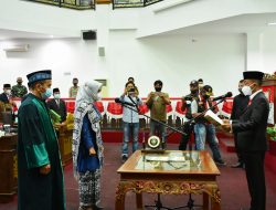 Sekdakab Tubaba Hadiri Pengangkatan PAW Anggota DPRD