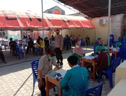 Polres Pringsewu dan Dinas Kesehatan Gelar Vaksinasi Gratis