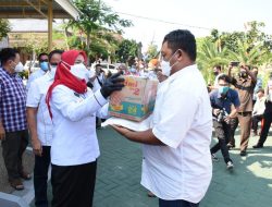 Eva Dwiana Serahkan Bantuan 1.000 Paket Sembako untuk Masyarakat