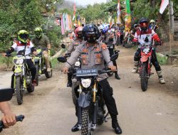 Polres Pringsewu Gandeng Komunitas Trail Pagas X-Triwal Gelar Baksos