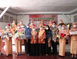 HUT RI ke-76, Dharma Wanita Pesibar Gelar Lomba Membuat Hantaran Pernikahan