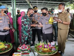 HUT TNI ke-76, Polres Pringsewu Berikan Kejutan ke Markas Koramil