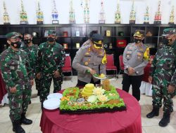 Polres Lampura Datangi Mako TNI Beri Ucapan HUT TNI ke-76