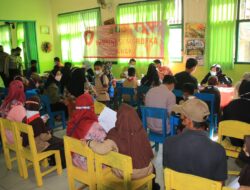Polres Pringsewu dan Tim Vaksinator RS Mitra Husada dan Surya Asih Vaksinasi Anak Usia 6-11 Tahun