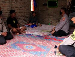Kapolsek Pagelaran Berikan Dukungan Moral dan Materil Terhadap Bocah Alami Penyempitan Pembuluh Otak
