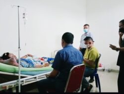 Anggota DPRD Tubaba Besuk Sabirin Korban Dugaan Penganiayaan Satpam PT HIM