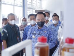 Bupati Adipati Kunjungi Pusat Oleh-Oleh Way Kanan