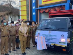 Bupati Tanggamus Lepas Pendistribusian 1000 Paket ZIS dari Baznas