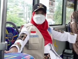 Eva Dwiana Pantau Pos Mudik Idul Fitri
