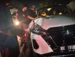 Lakalantas di Jalan Kurungan Nyawa, Minibus Seruduk Kendaraan Roda Dua