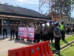 Hari Bhayangkara Ke-76, Kapolres Way Kanan Melepas Pembagian Baksos Religi