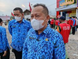 PU Bangun Jembatan Darurat di Pulau Pasaran