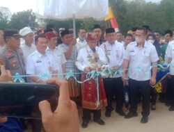 Bupati Lampura Resmikan Jembatan Way Rarem 11