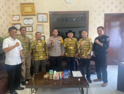 Kapolres Lampura Terima Kunjungan Silaturahmi Ketua KPU