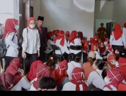 Tak Terdata di PPPK Tahun 2022, Ratusan Tenaga Honorer Sampaikan Petisi ke DPRD Way Kanan