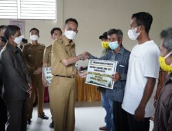 Pj Bupati Pringsewu Launching BLT Penanganan Dampak Inflasi