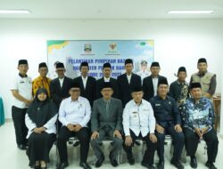 Bupati Pesisir Barat Dr.,Drs.,H.Agus Istiqlal.SH.,MH. Lantik 5 Pimpinan BAZNAS Periode 2023-2027.