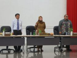 Nunik Ikuti Pertemuan Tahunan Industri Jasa Keuangan 2023 Secara Virtual