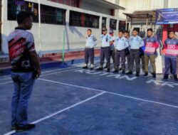 Sterilisasi Ganguan Keamanan dan Ketertiban Menjelang Ramadhan Rutan Kelas llB Krui Lakukan Penggeledahan Kamar Hunian