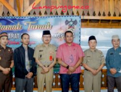 Bupati Pesisir Barat Dr. Drs. Agus Istiqlal, SH., MH., Sambut Baik Atas Kunjungan Kerja DANREM 043/GATAM