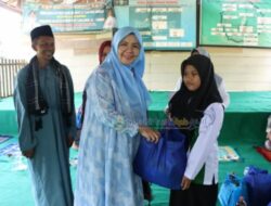 TP PKK Kabupaten Pesisir Barat Beri Bantuan Pada Pondok Pasantren Nurul Huda dan Nurul Islami Al Mujaddit