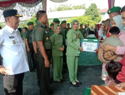Danrem 043/Gatam Berikan Bantuan Kepada Anak Stunting di Waykanan