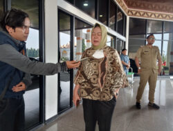 Pemkab Pesawaran Diimbau Segera Bayar Gaji Kades
