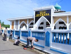 Peringati Hari Bhayangkara ke-77, Jajaran Polres Lampura Gelar Baksos