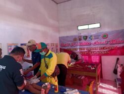 Hari Bhayangkara ke-77, Polres Way Kanan Bsos Sunatan Massal di Balai Kampung Kemu