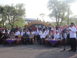 Pimpinan DPRD Way Kanan Turut Serta Lepas Keberangkatan Jemaah Calon Haji 2023