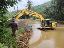 Tanggul Jebol, Warga Way Kerap Berharap Pemerintah Perbaiki Agar Tidak Kembali Rusak