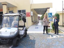 BRI Berikan Mobil Golf Kepada Polres Metro