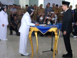 Wabup Lampura Lantik 91 Kades Terpilih