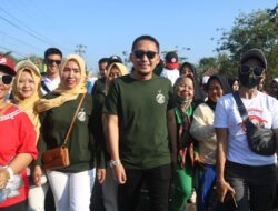 Sambut HUT RI ke-78, Wabup Lampura Ikuti Jalan Sehat Bersama Masyarakat