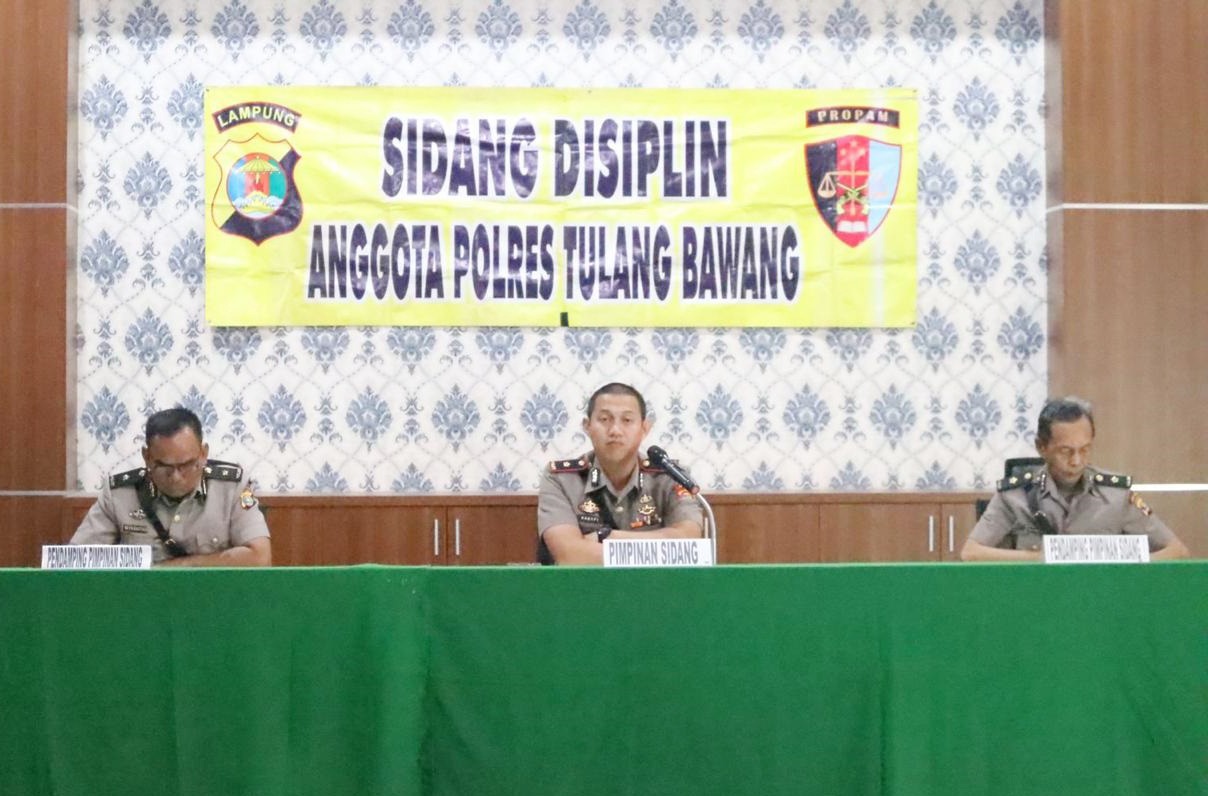 Propam Polres Tuba Gelar Sidang Disiplin Dua Personel | Lampung One