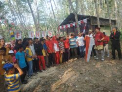 HUT RI ke-78, Masyarakat Desa Taman Sari dan Gedongtataan Ikuti Jalan Sehat di Lahan Perkebunan Karet