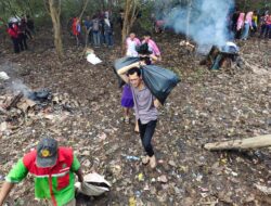 DLH Bandar Lampung Apresiasi Masyarakat Bersih-bersih di Pulau Pasaran