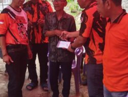 Pengurus MPC PP Lampura Kunjungi Korban Kebakaran di SKB