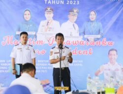 Ketua TP PKK Pesawaran Beri Bantuan Alat Keselamatan Pelayaran ke 78 Pemilik Kapal
