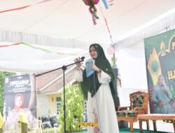 Nanda Indira Hadiri Pengajian Rutin Bulanan di Masjid Al- Hijrah