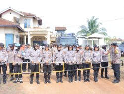 Polres Lampura Gelar Simulasi Pengamanan Unras di Kantor KPU dan Bawaslu