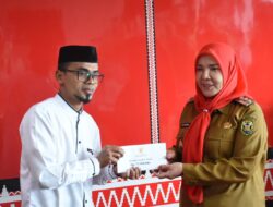 Eva Dwiana Berikan Bantuan Dana Hibah ke 5 Masjid dan 1 Mushola