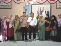 Desa Bernung Salurkan Intensif Pengurus Makam, Ketua Pengajian dan Marbot Masjid