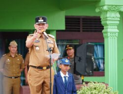 Pj Bupati Tubaba Pimpin Apel Pagi di SMPN 9 Pulung Kencana
