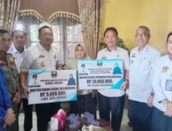 Pemkab Pesibar Salurkan Bantuan Pasca Bencana Kebakaran