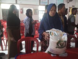 Desa Bernung Salurkan Bantuan Pangan CBP Tahap 2